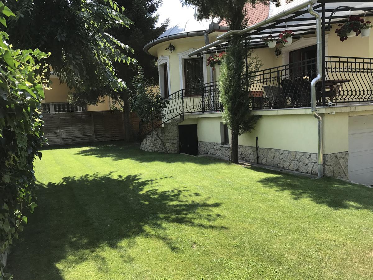 Palma Villa In City Park Budapest - Semi Suteren Εξωτερικό φωτογραφία