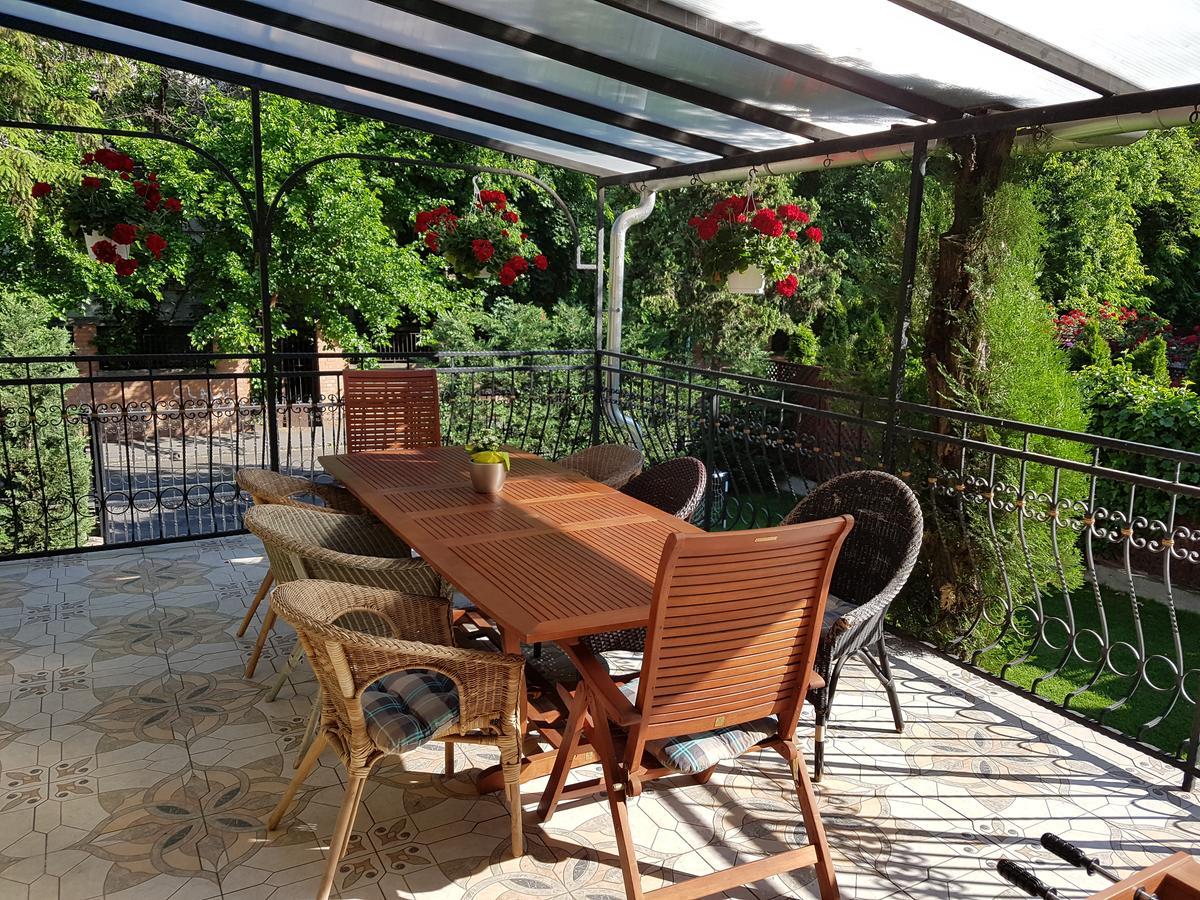 Palma Villa In City Park Budapest - Semi Suteren Εξωτερικό φωτογραφία