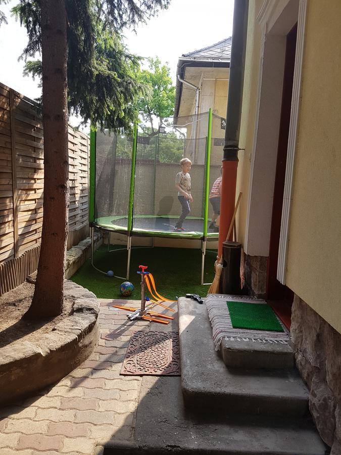 Palma Villa In City Park Budapest - Semi Suteren Εξωτερικό φωτογραφία