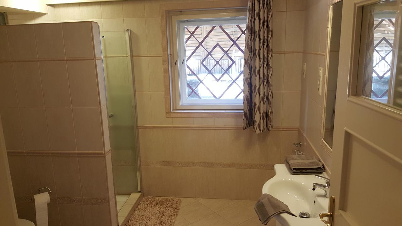 Palma Villa In City Park Budapest - Semi Suteren Εξωτερικό φωτογραφία